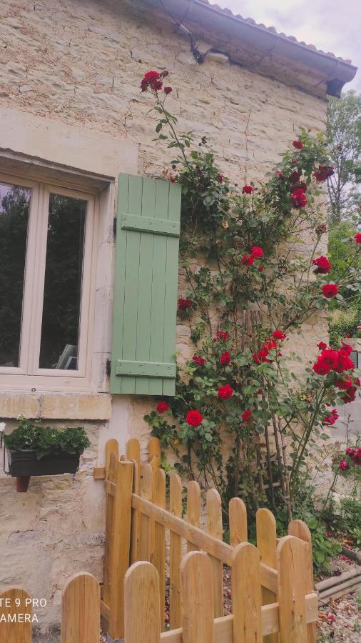 Le Gite "La Belle Epoque" Classe 3 Etoiles Tanlay Exterior foto